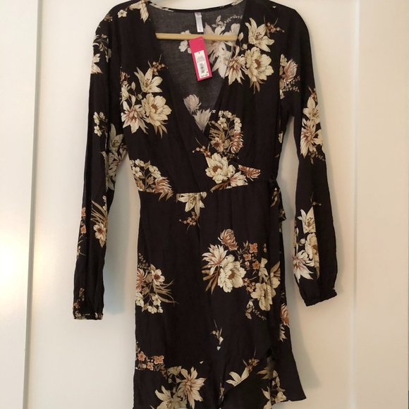 Cute floral dress - Picture 1 of 5